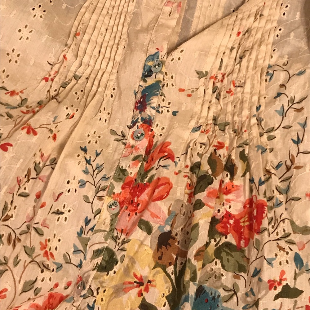 American Rag Embroidered Top - Picture 4 of 4